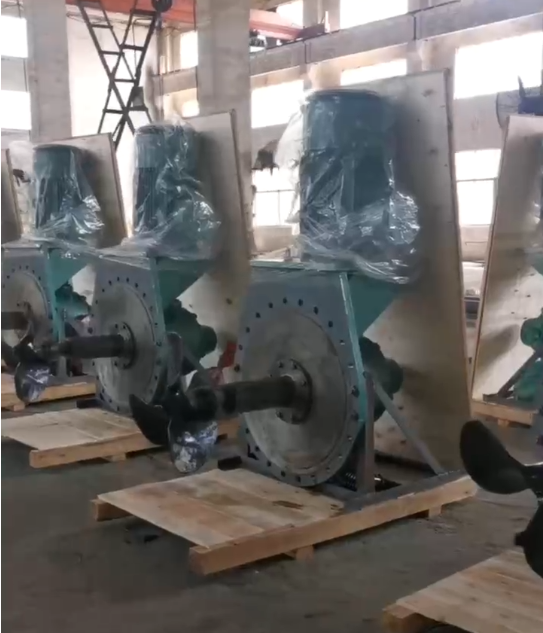 เครื่องกวนอุตสาหกรรมการกลั่นน้ำมันและก๊าซด้านข้าง